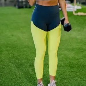 Zyia Neon Yellow Parallel Luxe Hi-Rise Legging 7/8 Length